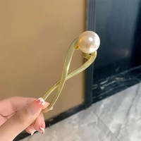 طلایی تک مروارید